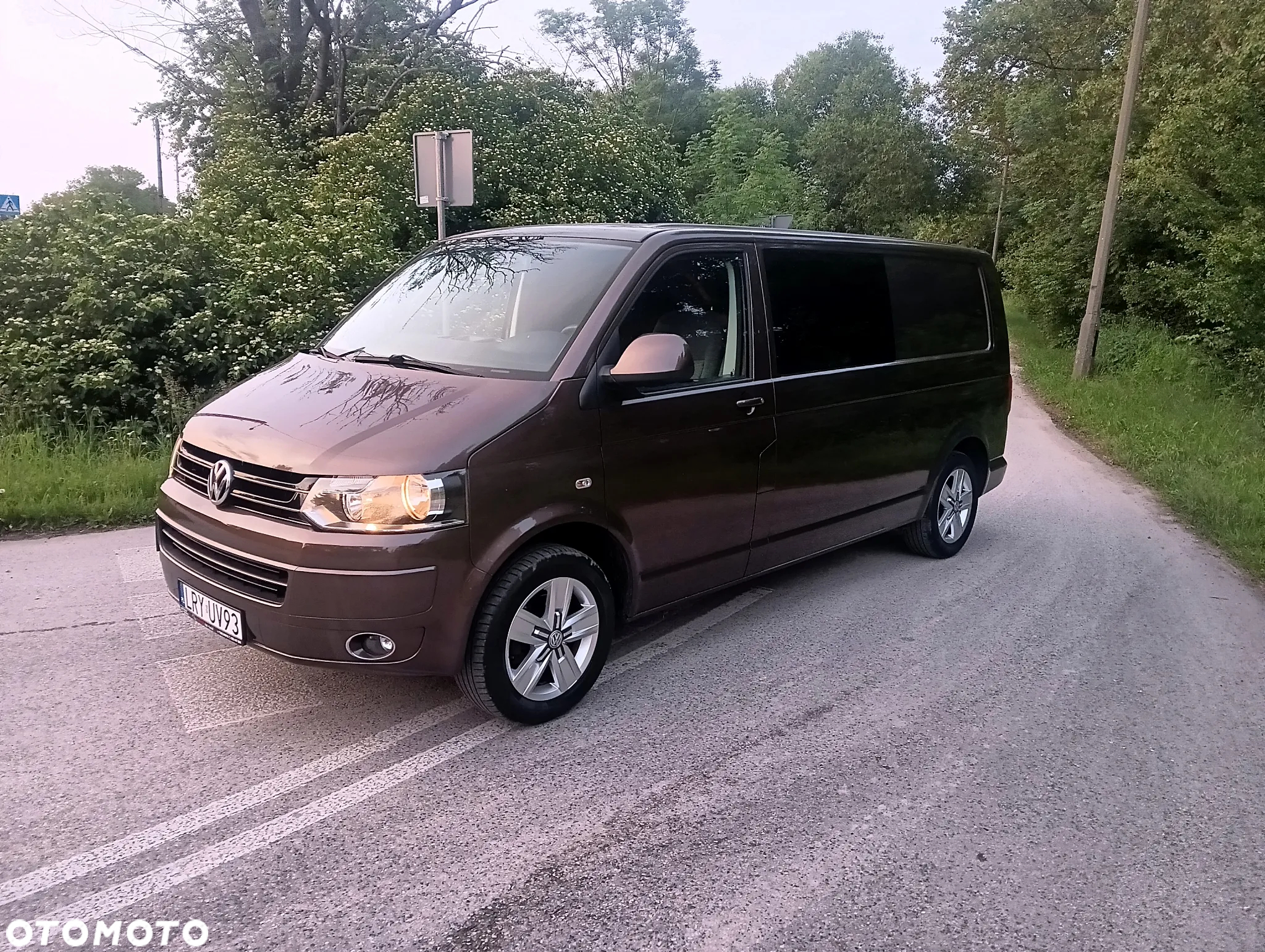 Volkswagen Transporter Caravelle Kurz Comfortline - 2