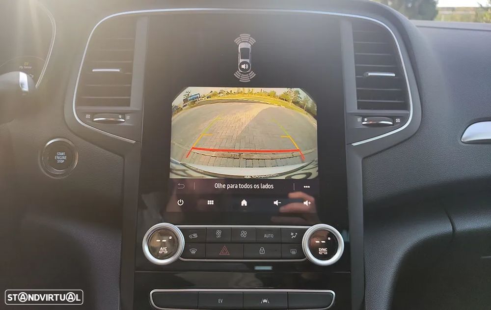 Renault Mégane Sport Tourer 1.6 E-Tech Plug-In Hybrid Equilibre - 25