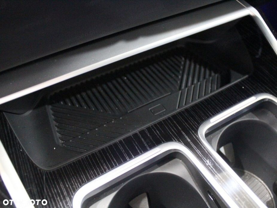 BMW Seria 7 - 13