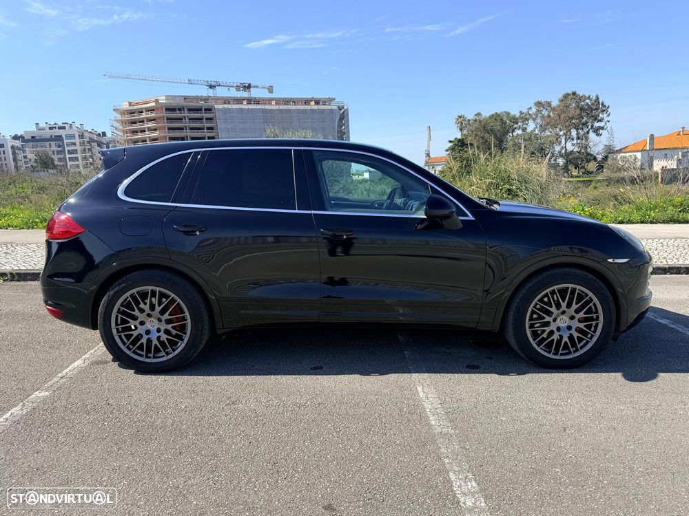 Porsche Cayenne - 18