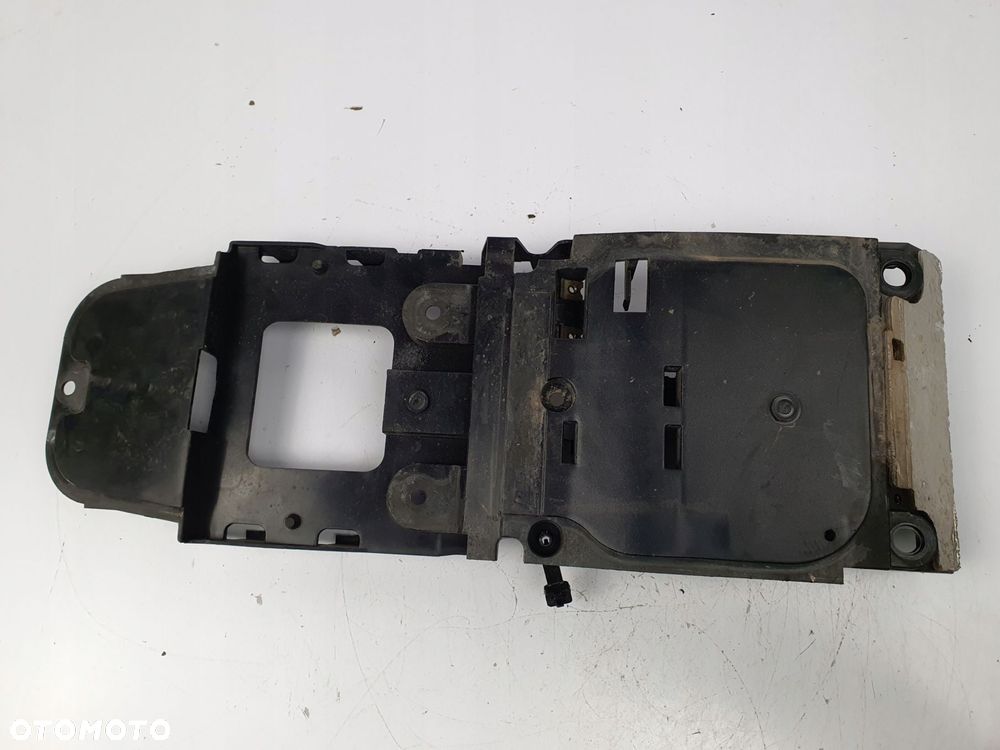 WYPEŁNIENIE NADKLE TYŁ Yamaha YZF-R6 R6 RJ11 06-07 maskownica - 6