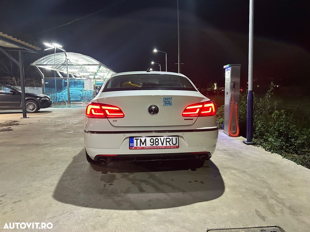 Volkswagen Passat CC 2.0 TDI 4Motion BlueMotion Technology DSG - 2