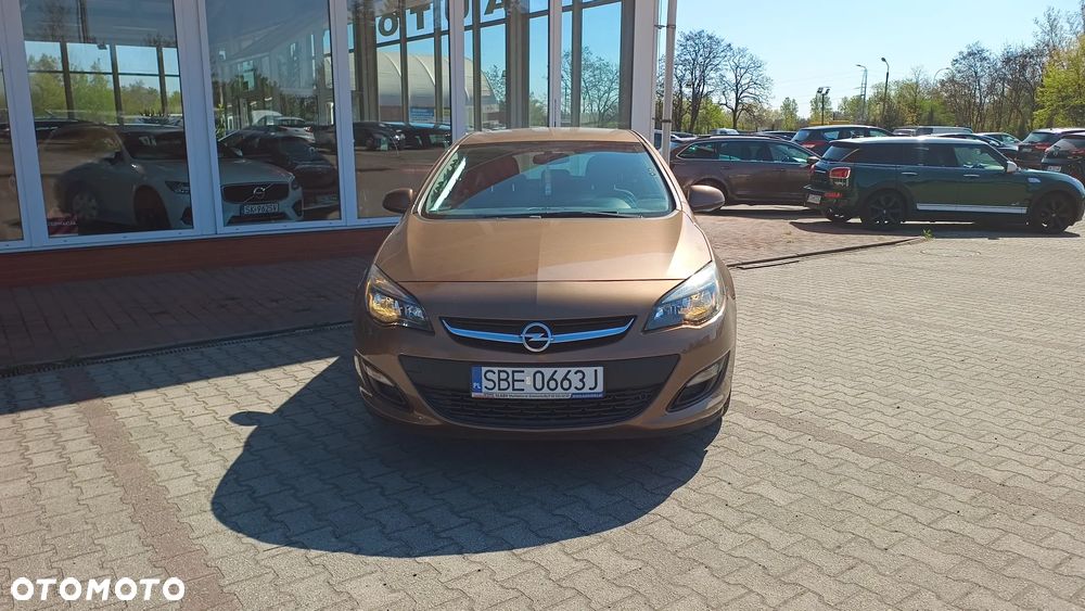 Opel Astra 1.4 T Enjoy EU6 - 15
