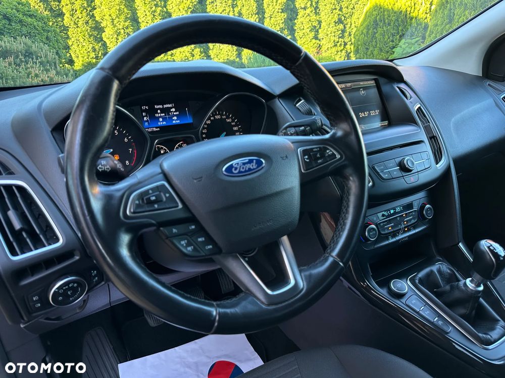 Ford Focus SW 1.5 EcoBoost S&S Sport - 17