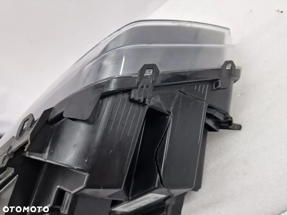 VW AMAROK I LIFT 2H3 16- LEWA LAMPA PRZEDNIA PRZÓD  XENON , NR 2H3941031B , NR AUKCJI LA86 - 14