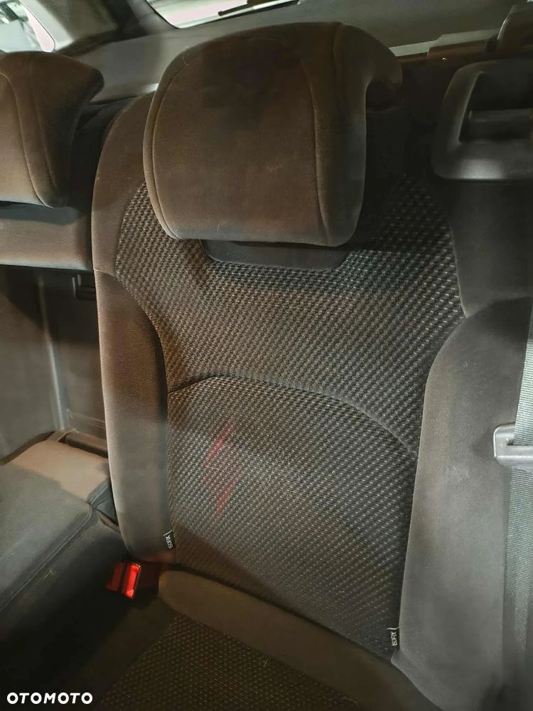 Citroën C5 2.0 HDi Confort - 11
