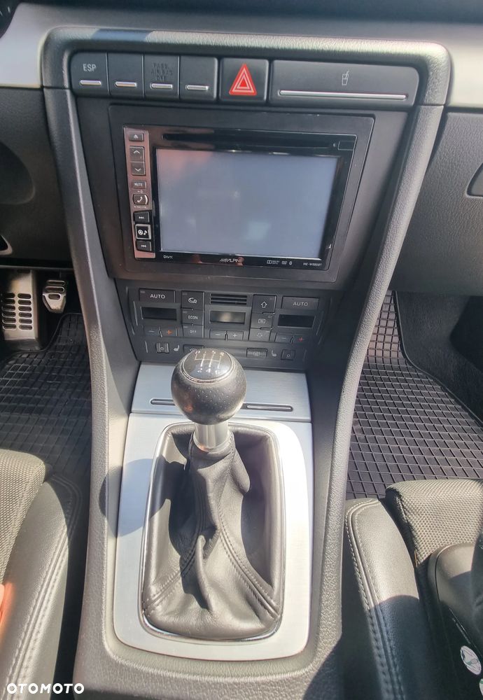 Audi A4 Avant - 7