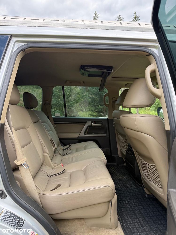 Toyota Land Cruiser LC 4.5 D-4D Prestige - 9