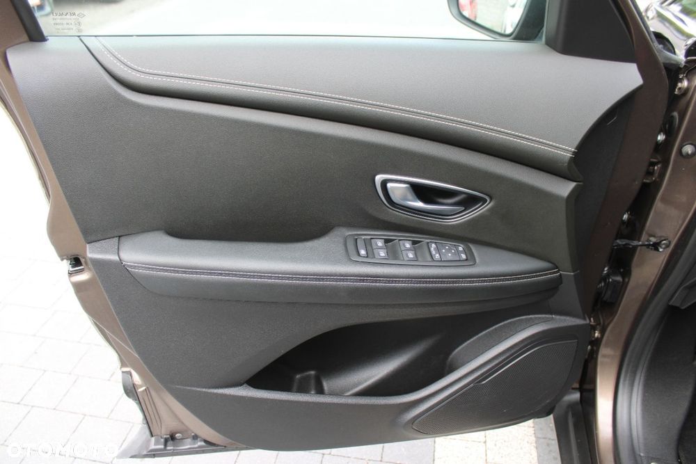 Renault Scenic - 23