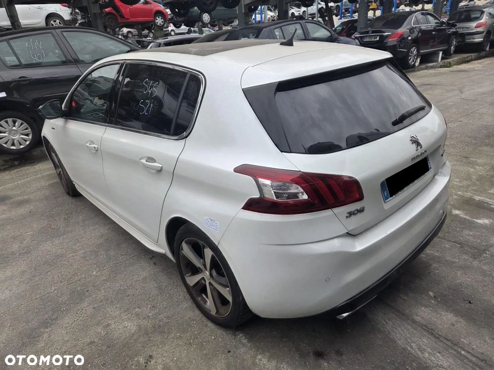 Peugeot 308 - 1