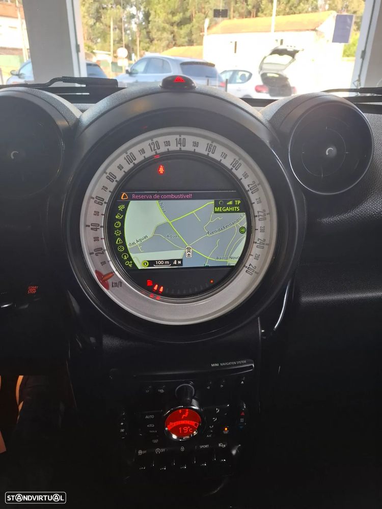 MINI Clubman Cooper SD - 12