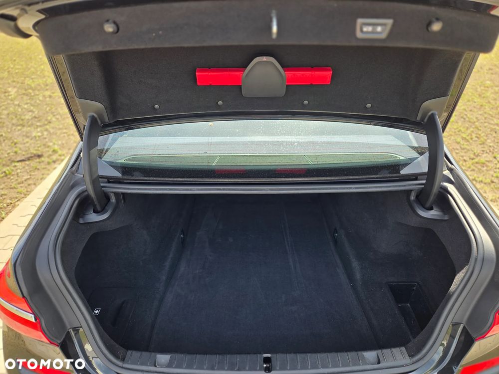 BMW Seria 7 730d - 9