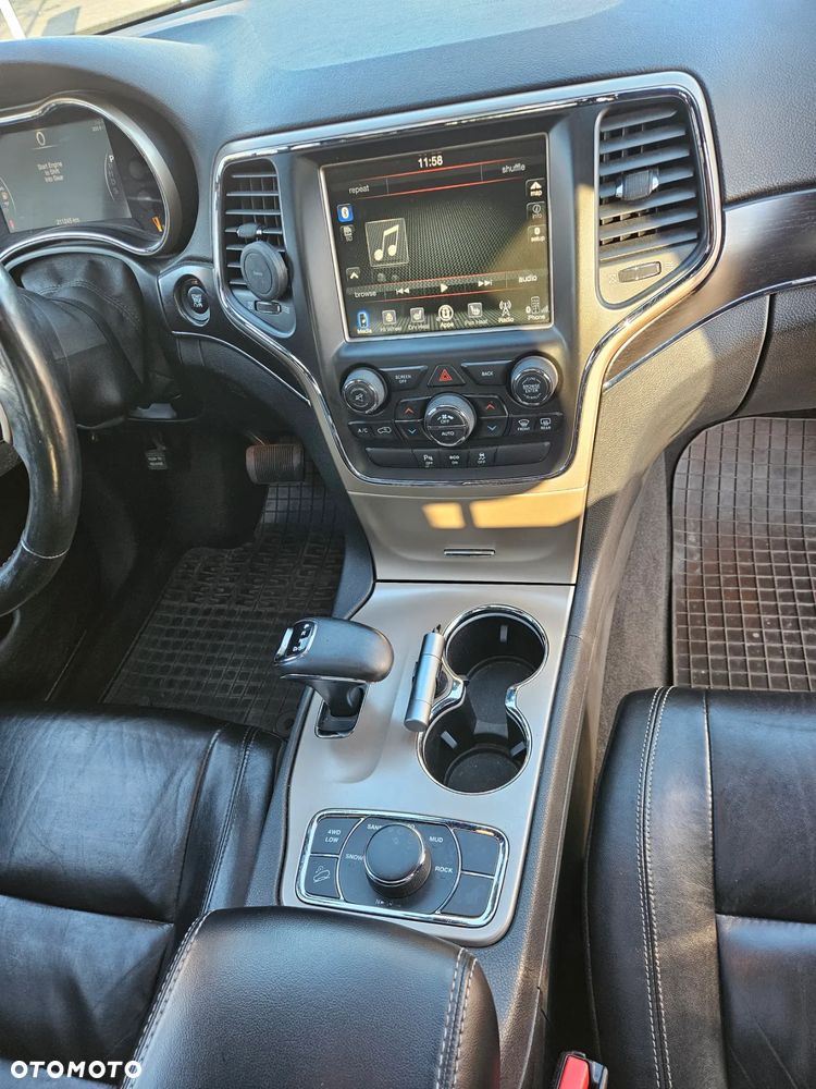 Jeep Grand Cherokee - 17