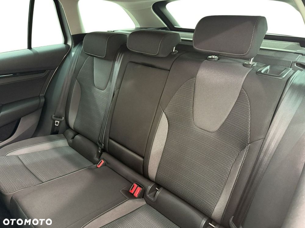 Skoda Octavia 1.5 TSI e-Tec Ambition DSG - 13