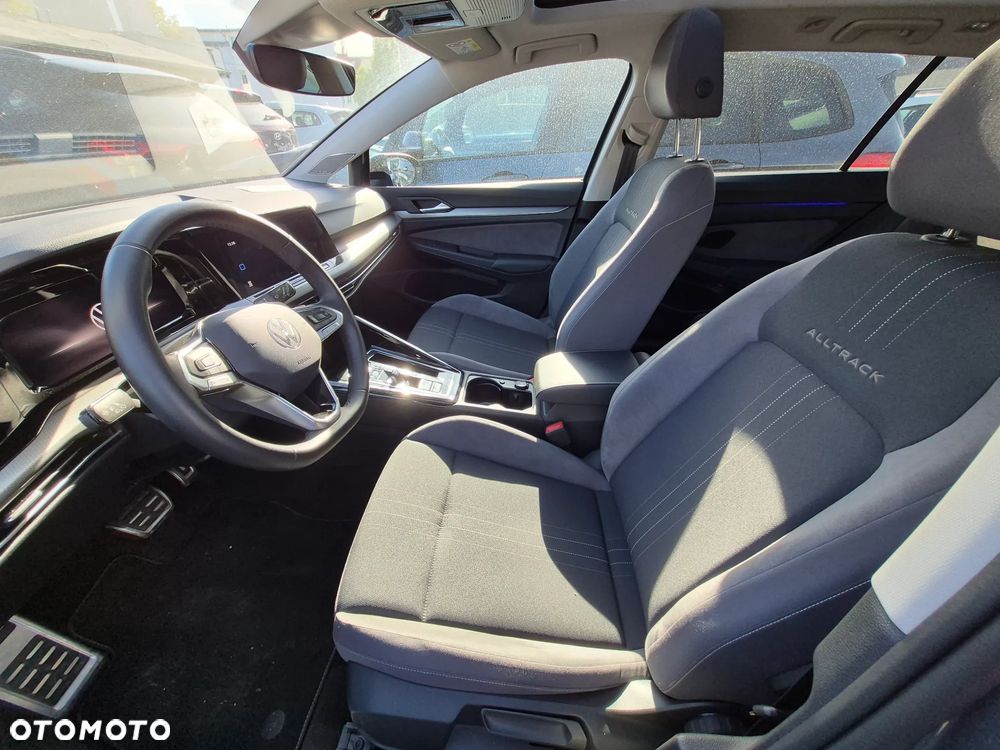 Volkswagen Golf - 16