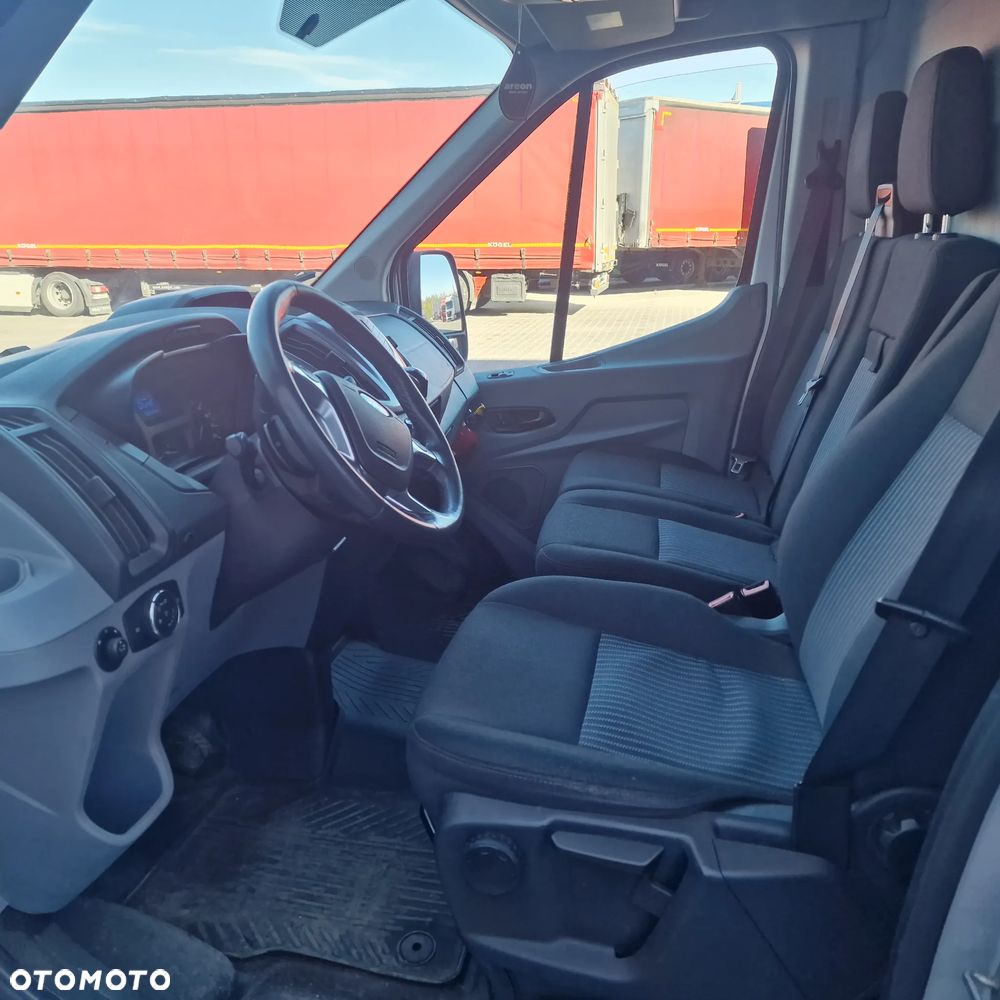 Ford Transit - 8