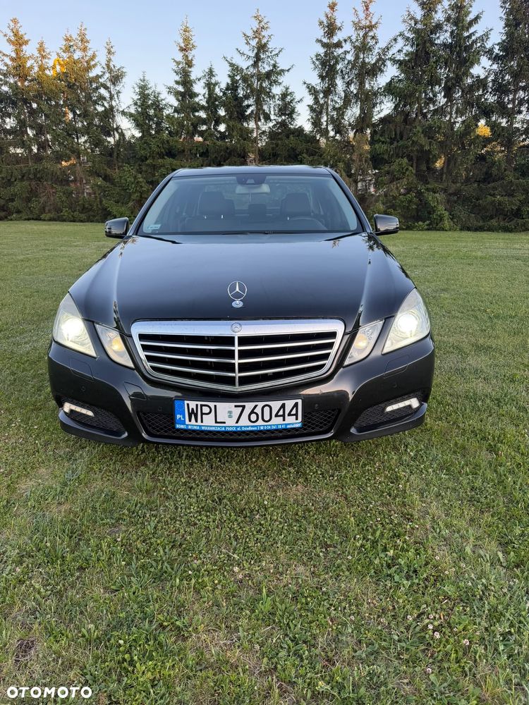 Mercedes-Benz Klasa E 220 CDI DPF BlueEFFICIENCY Automatik Avantgarde - 1