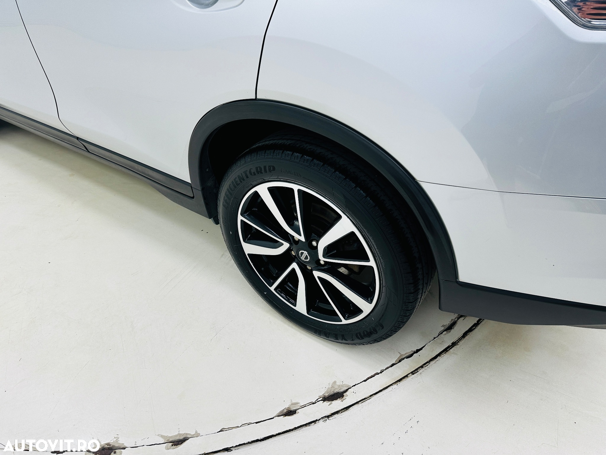 Nissan X-Trail - 13