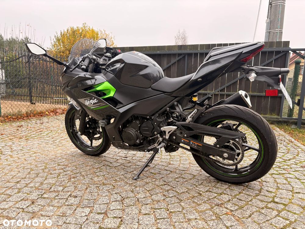 Kawasaki Ninja 400 - 7