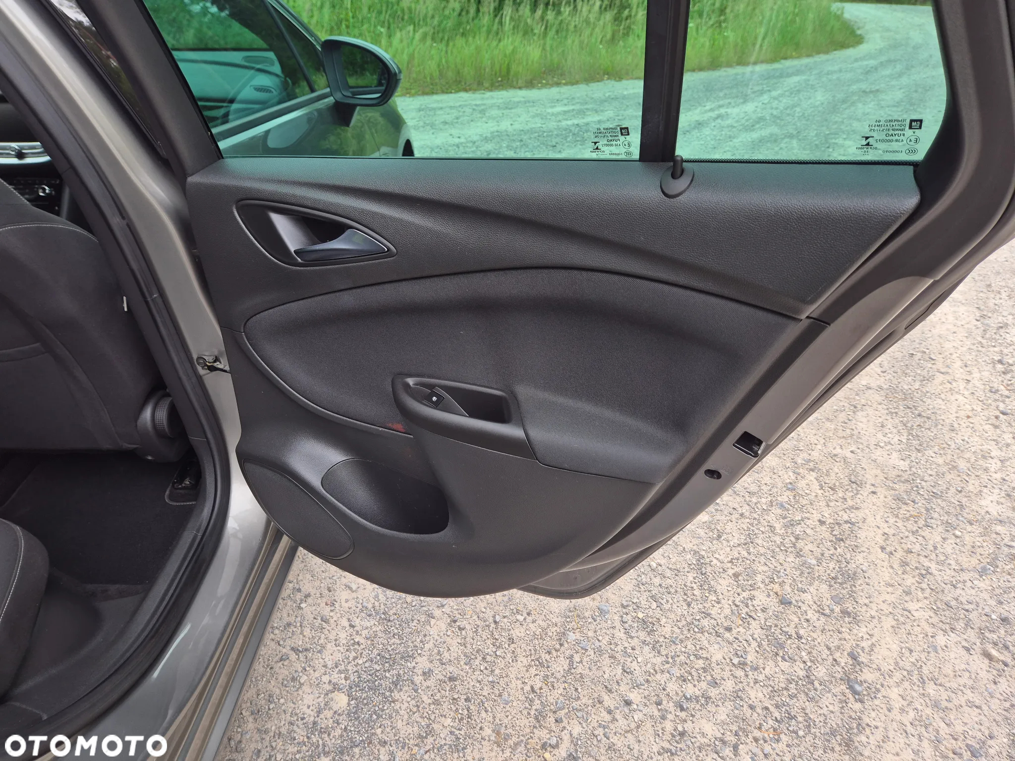 Opel Astra V 1.6 CDTI Essentia S&S - 29