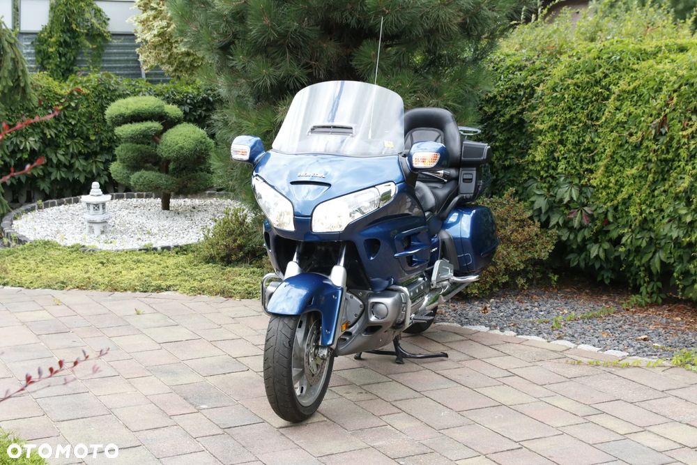 Honda GL - 12