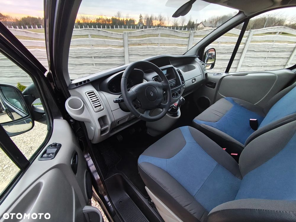 Renault Trafic - 10