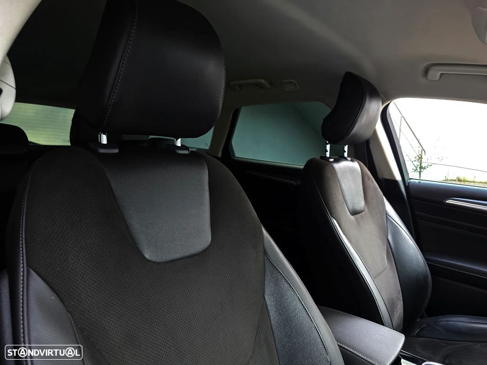 Ford Mondeo SW 2.0 TDCi Titanium - 51