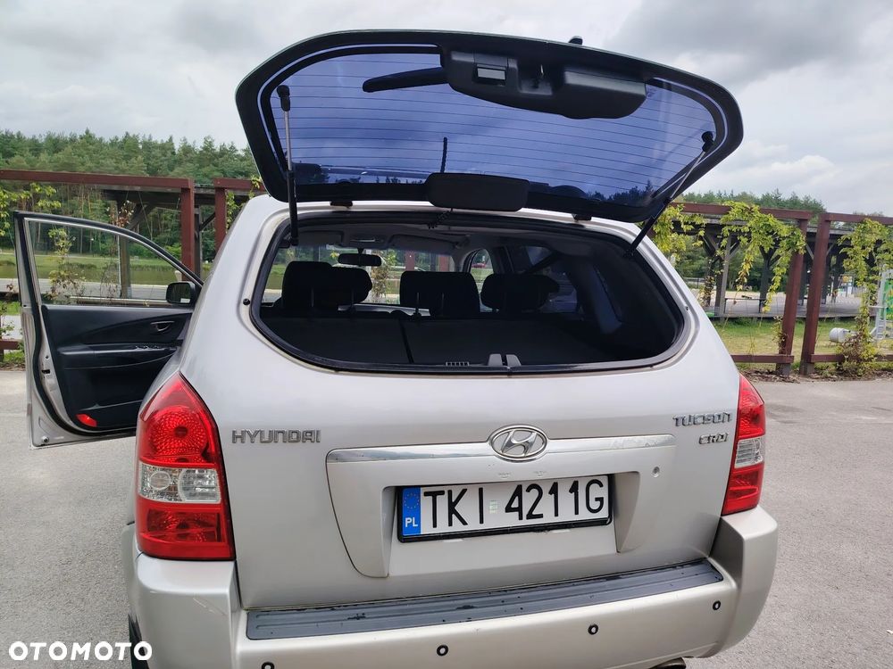 Hyundai Tucson ver-2-0-crdi-elegance-plus - 9