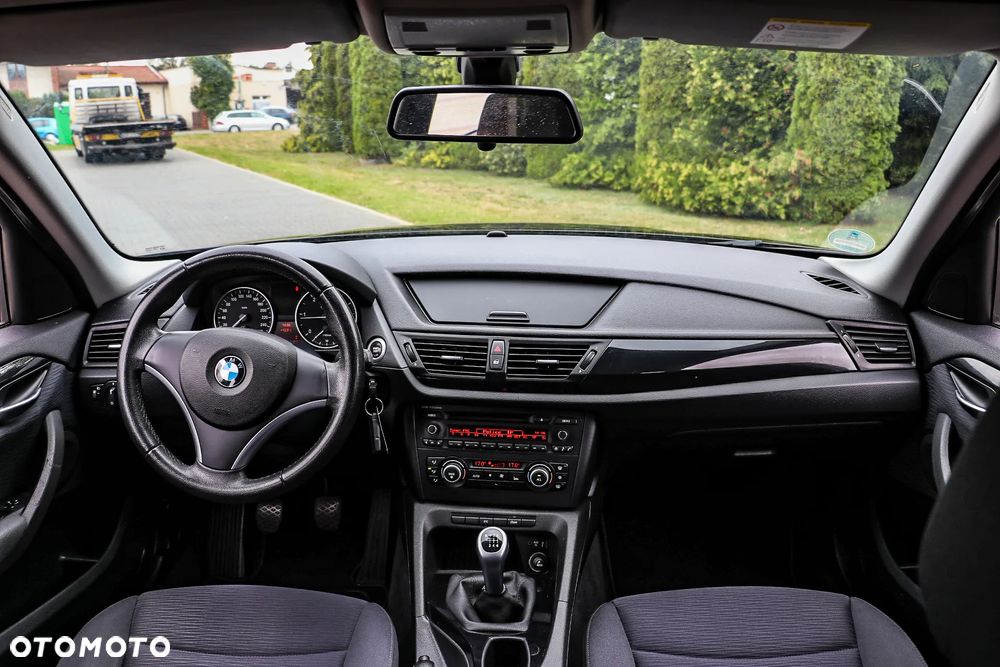 BMW X1 xDrive18d - 29