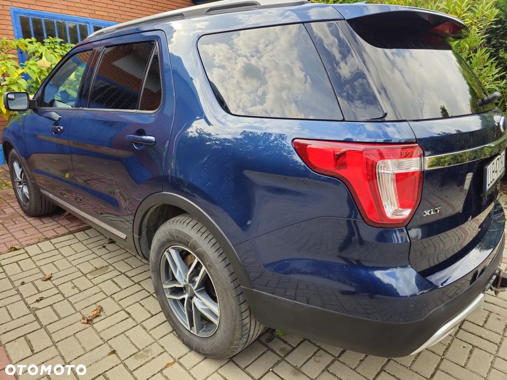 Ford Explorer - 17