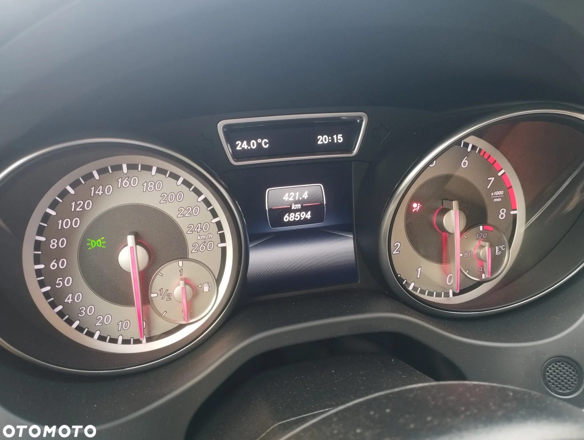 Mercedes-Benz GLA 200 - 5