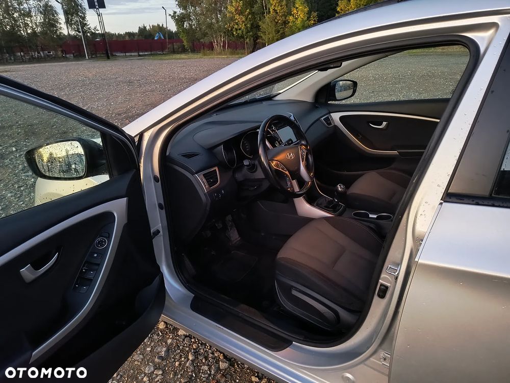 Hyundai i30 1.6 CRDi BlueDrive Classic - 9