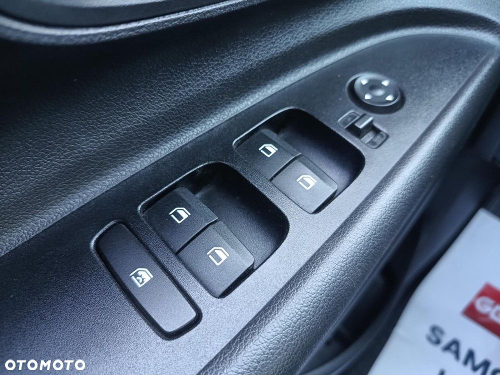 Hyundai i20 1.2 Pure - 21