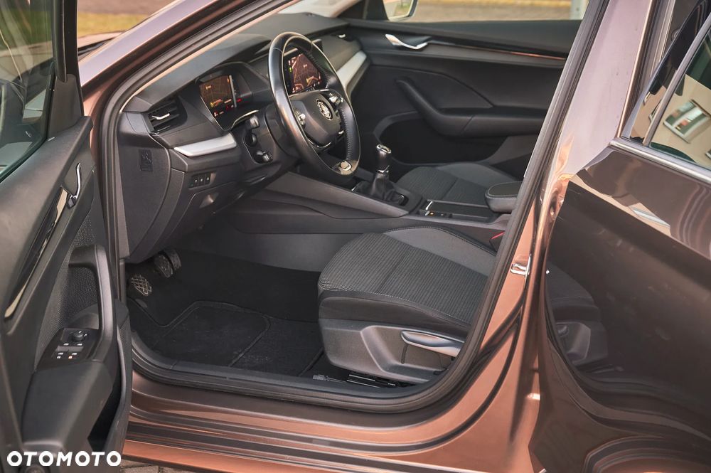 Skoda Octavia 2.0 TDI Edition - 14