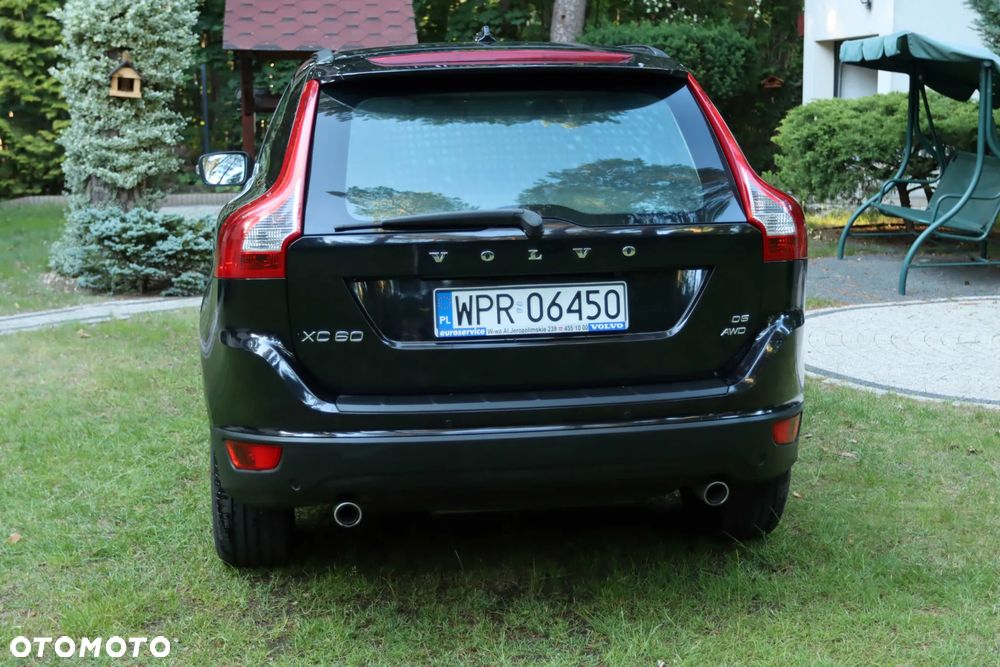 Volvo XC 60 D5 AWD Momentum - 5
