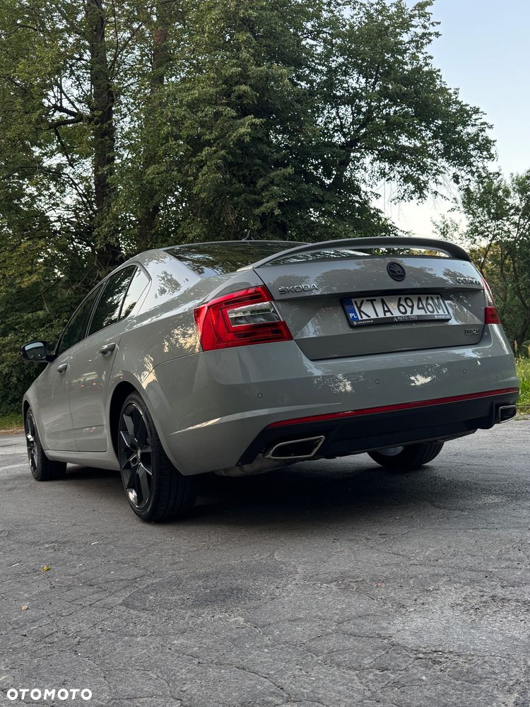 Skoda Octavia 2.0 TSI RS DSG - 10