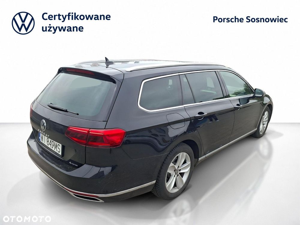 Volkswagen Passat - 4