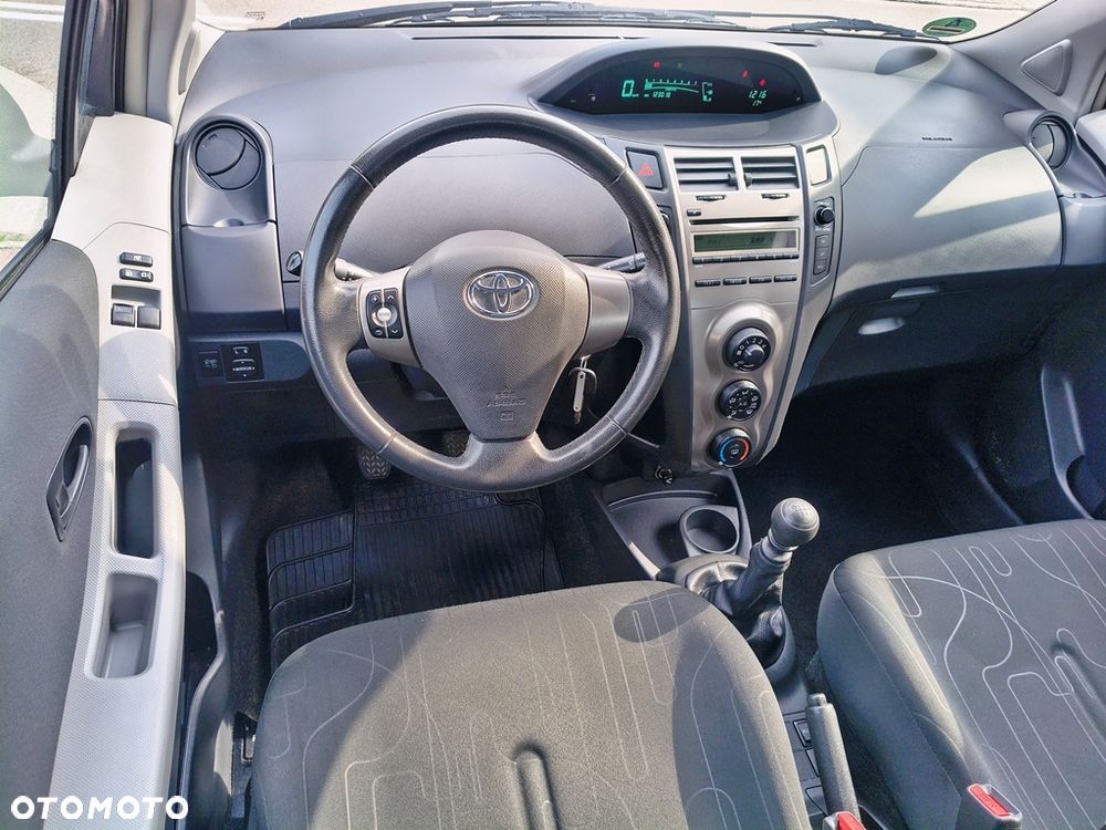 Toyota Yaris 1.33 VVT-i Life - 7