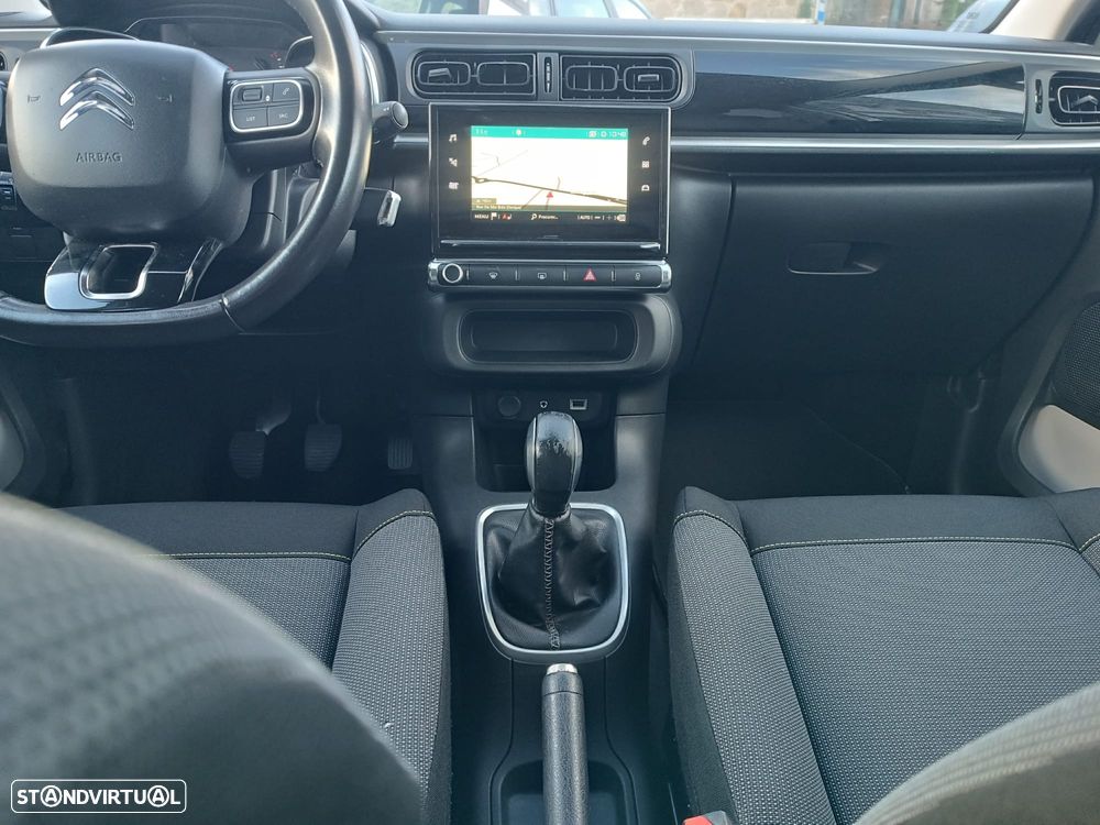 Citroën C3 Pure Tech Shine - 18