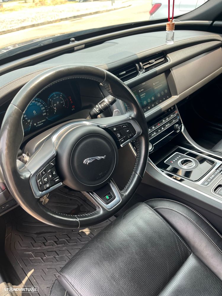 Jaguar XF 20d Aut. R-Sport Ingenium Edition - 9