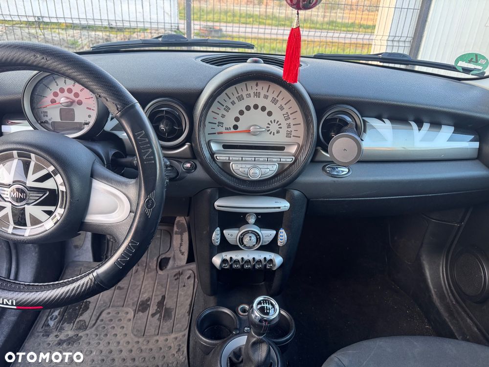 MINI ONE - 11