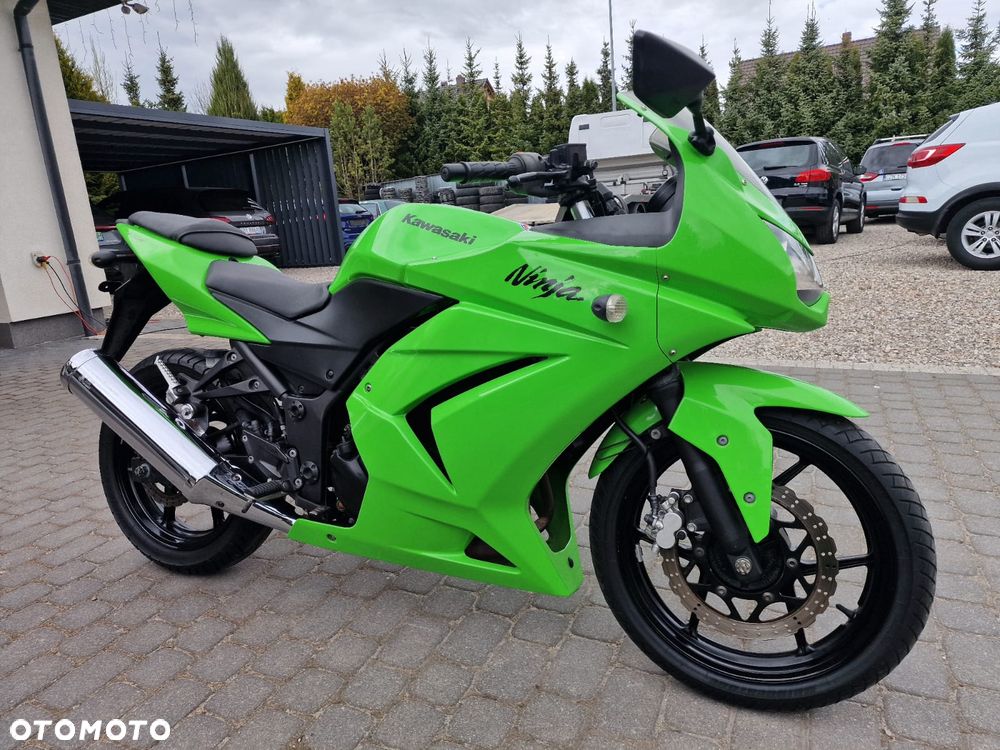 Kawasaki Ninja 250R - 10