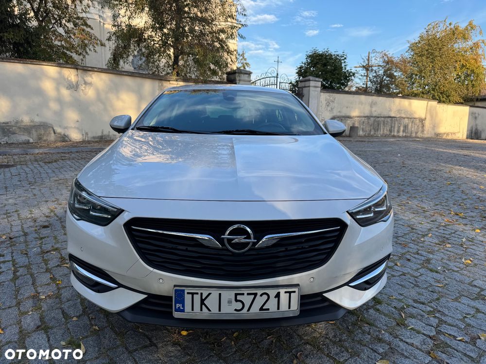 Opel Insignia - 18