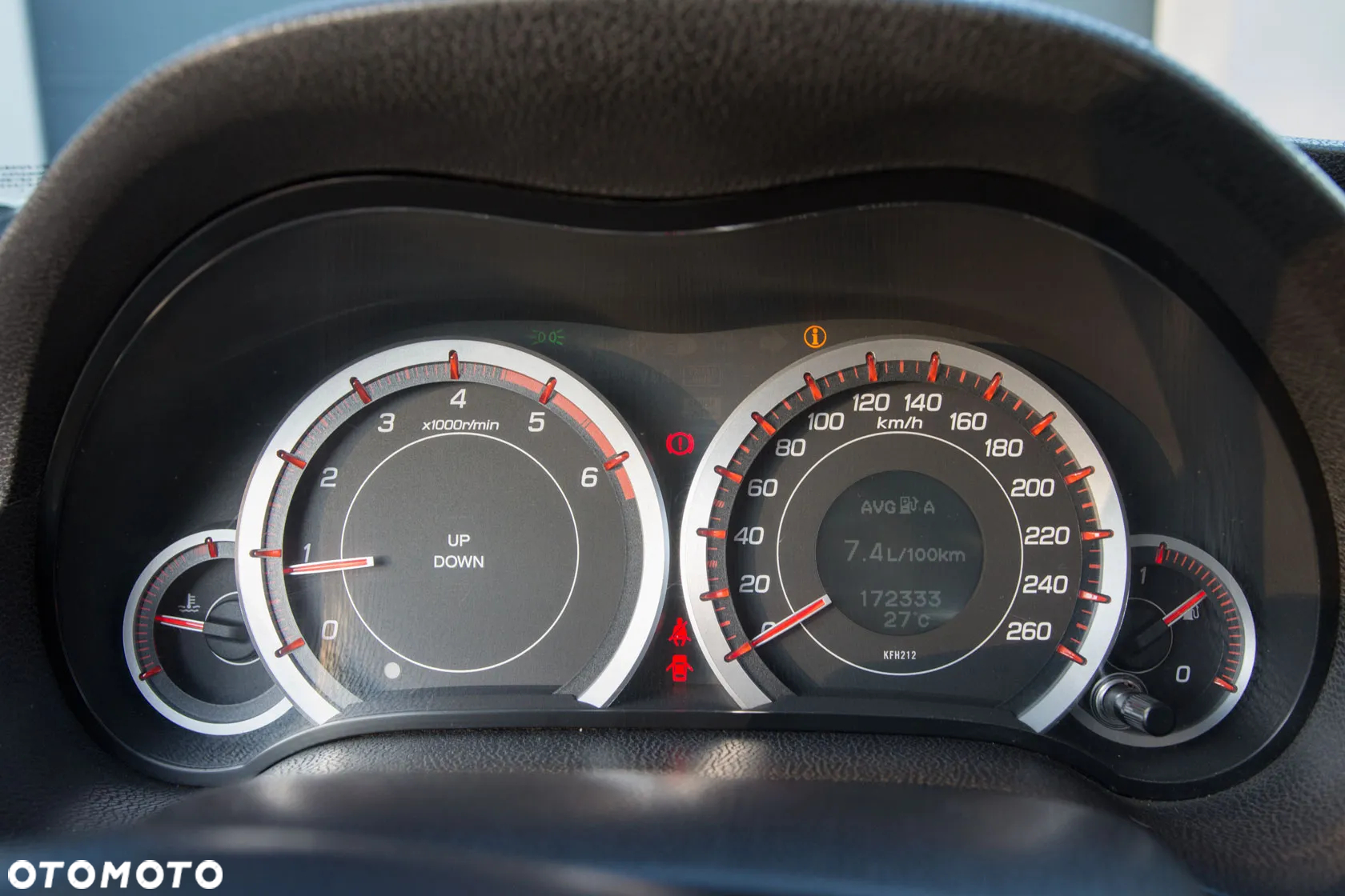 Honda Accord 2.2d Type S - 14