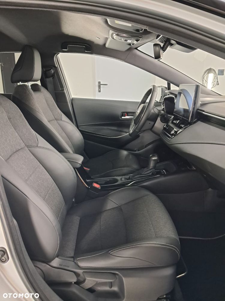 Toyota Corolla 1.8 Hybrid Executive - 25