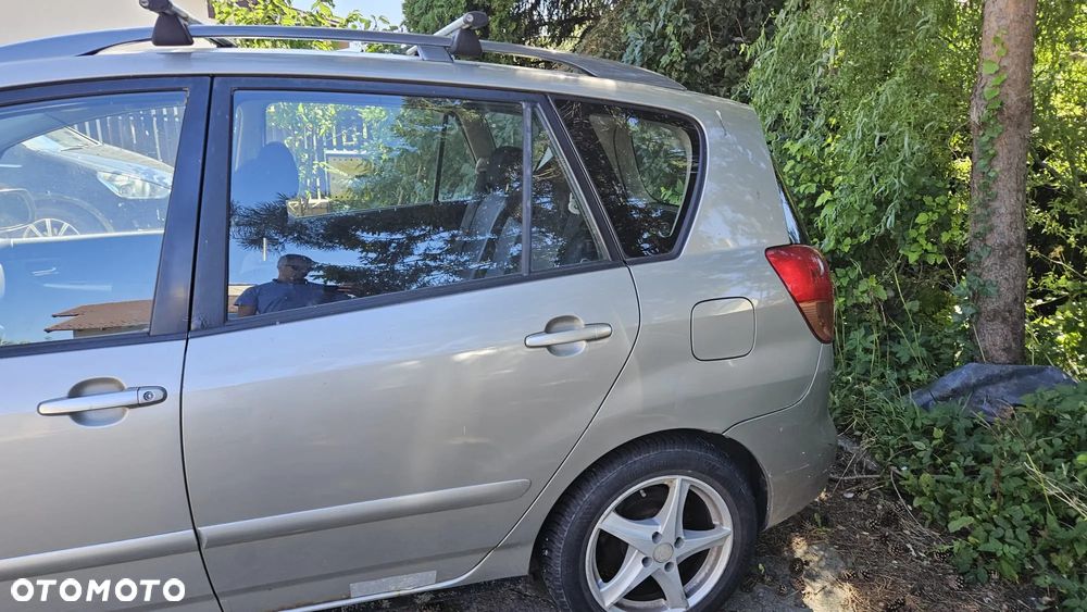 Toyota Corolla Verso 2.0 D-4D Sol - 20