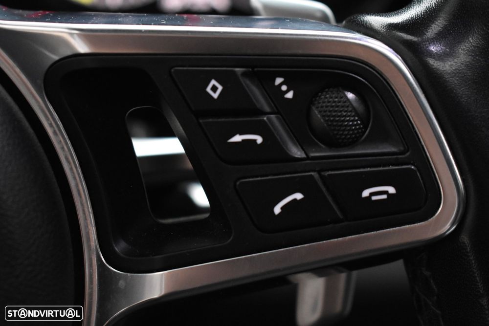 Porsche Panamera Sport Turismo - 37