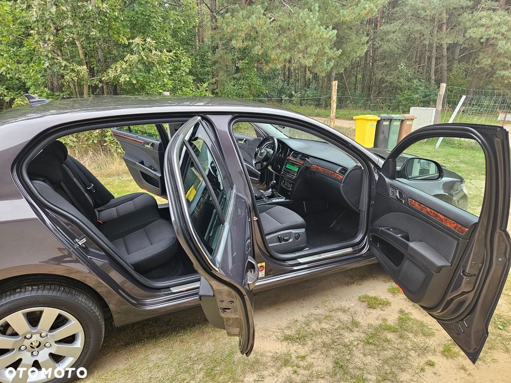 Skoda Superb 2.0 TDI 4x4 Elegance - 21
