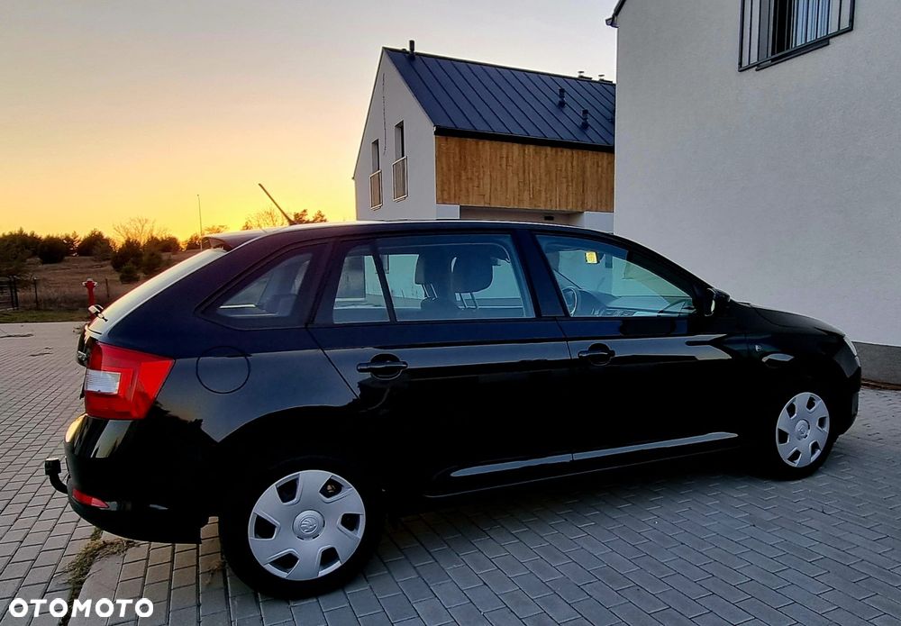 Skoda RAPID 1.6 TDI DSG Ambition - 6