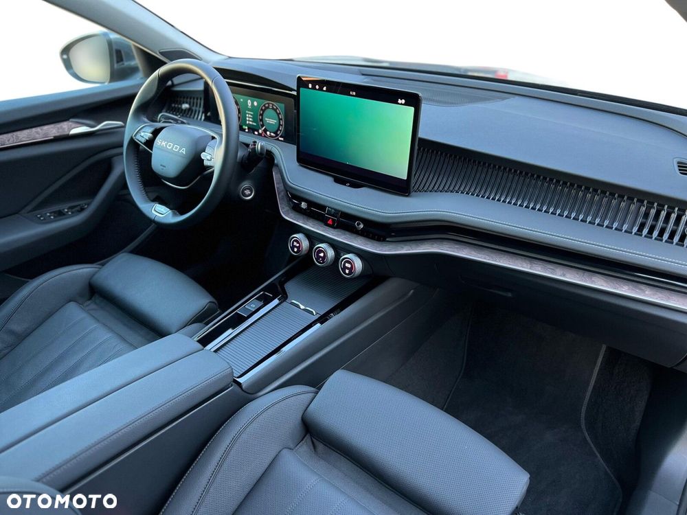 Skoda Superb 1.5 TSI Plug-in Hybrid L&K DSG - 16